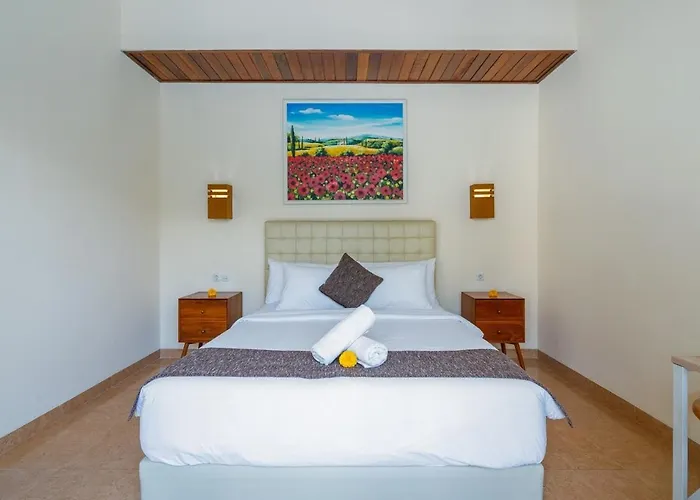 Casalola - 10 Min To Beach, Vast With Pool & Garden View Villa Uluwatu