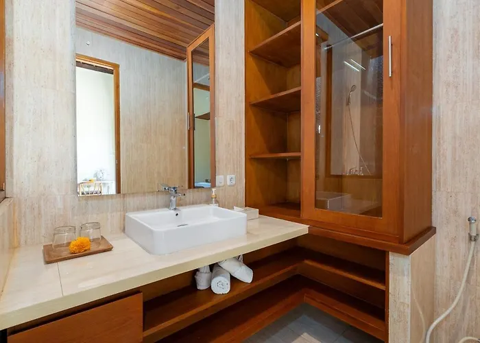 Casalola - 10 Min To Beach, Vast With Pool & Garden View Uluwatu