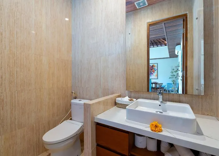 Villa Casalola - 10 Min To Beach, Vast With Pool & Garden View Uluwatu