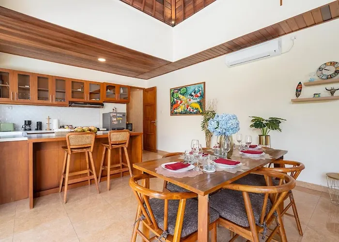 Casalola - 10 Min To Beach, Vast With Pool & Garden View Uluwatu